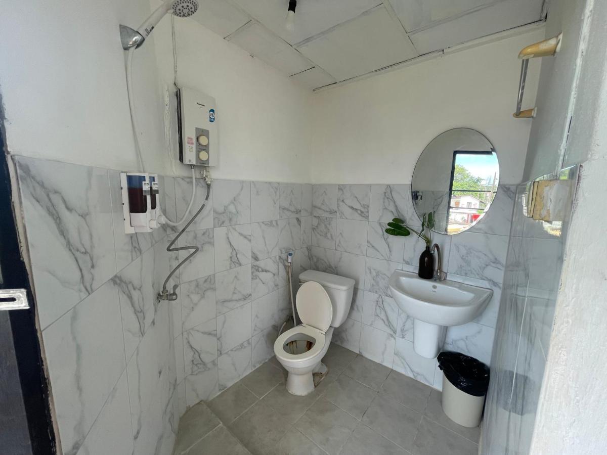 Budget Room Koh Phangan Pier With Ac ภายนอก รูปภาพ